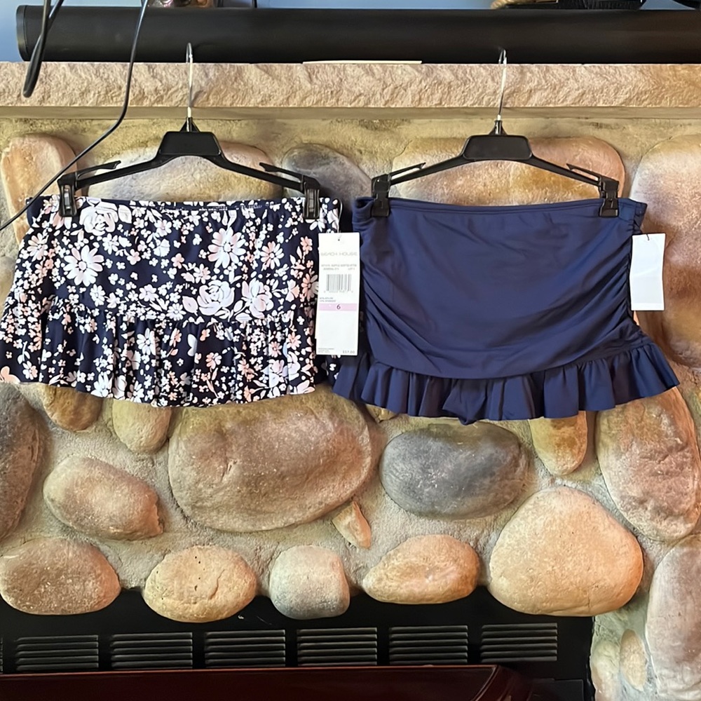 5 pair of Women’s swim bottoms